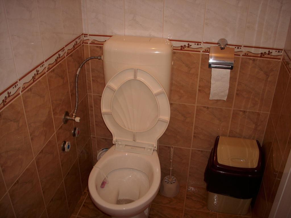 Georgievi Guest House Pomorie Eksteriør billede