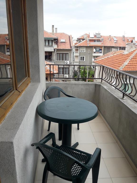 Georgievi Guest House Pomorie Eksteriør billede
