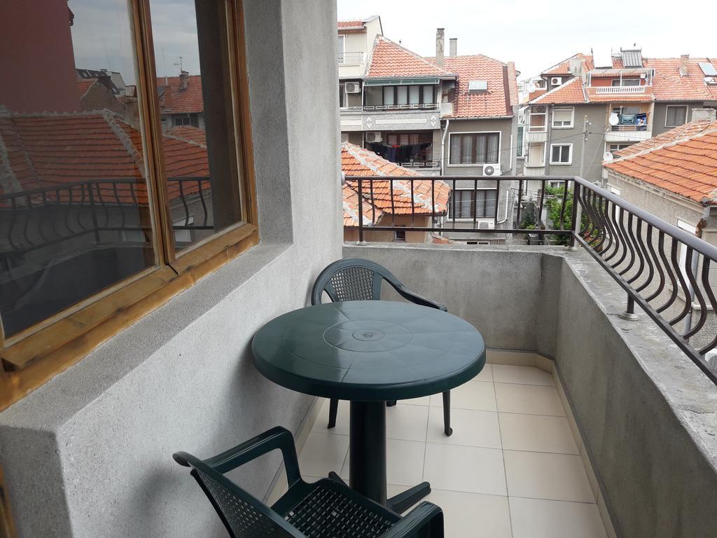 Georgievi Guest House Pomorie Eksteriør billede